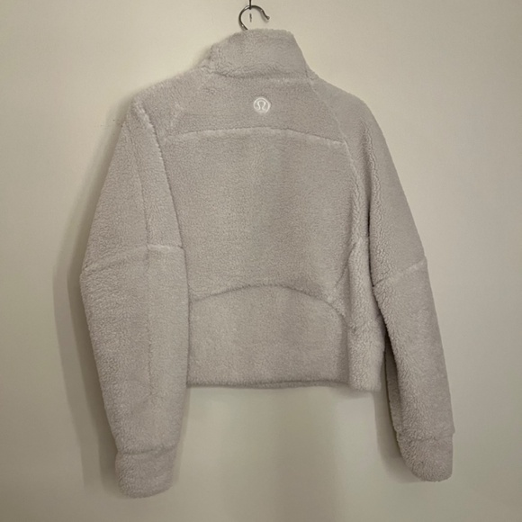 Lululemon Scuba Faux Shearling Funnel Neck size M/L - Picture 2 of 7